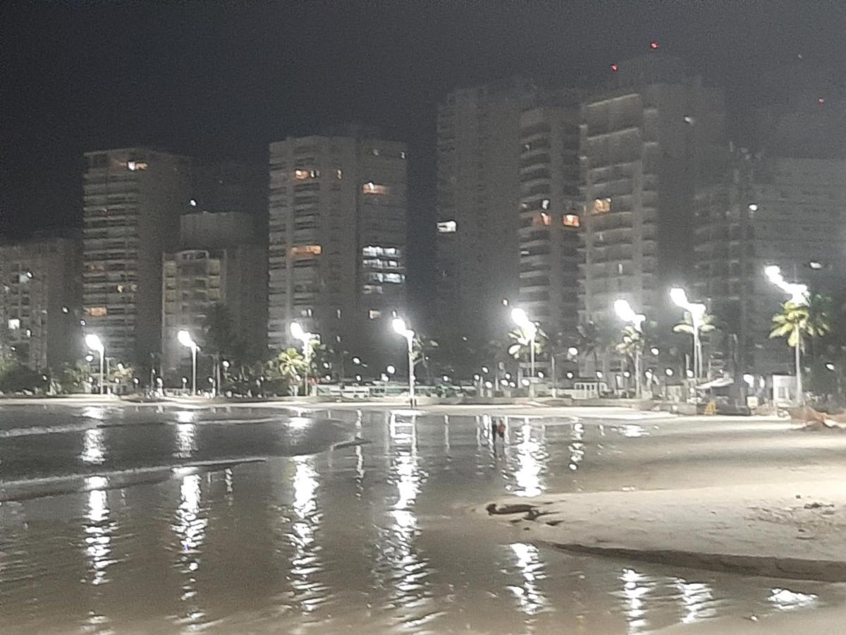 Praia de Astúrias - Guarujá - Tudo de Bom Appartamento Esterno foto